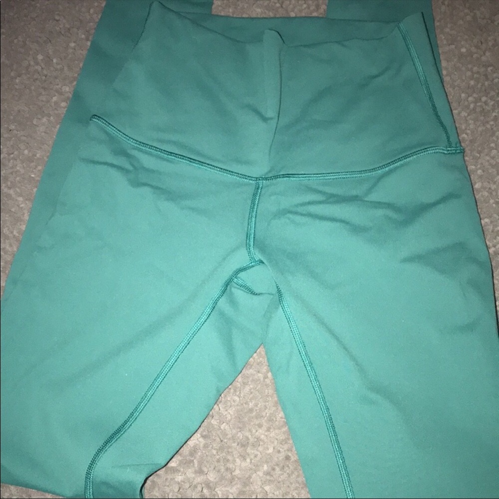 Lululemon high waisted wunderunder